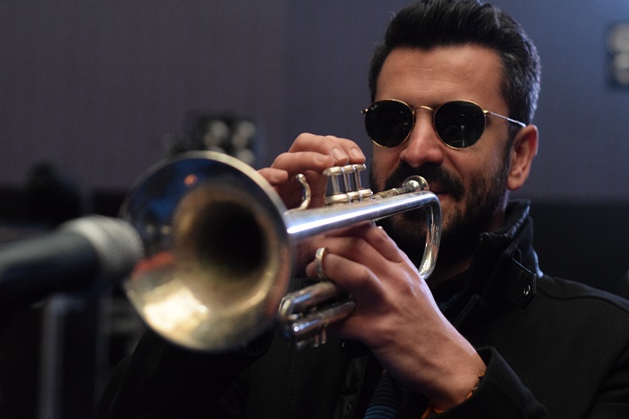 Evin Caz Hali Konserleri Devam Ediyor