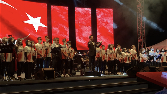 Kurtuluş Senfonileri 15 Temmuz ile Duygu Dolu Anma Gecesi