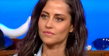 Derya Uluğ Küfürü Affetmedi