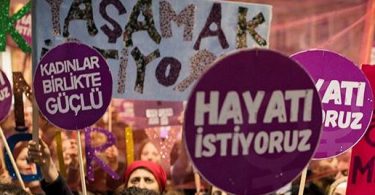 Mor Çatı 30. Yılında