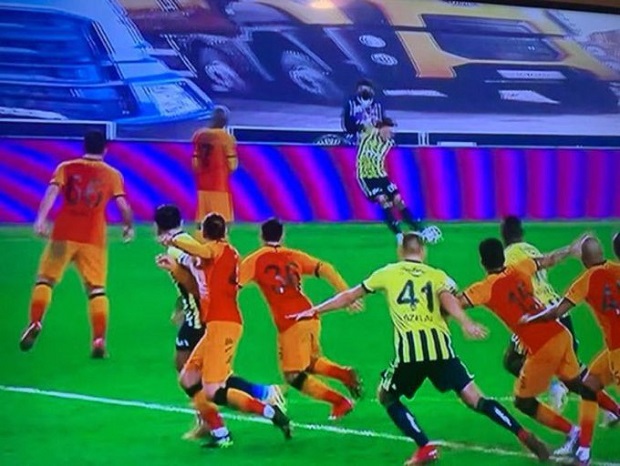 Fenerbahçeli Hukukçulardan Türk Futboluna Temiz Eller Hareketi
