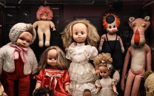 dünya bebekleri sergisi