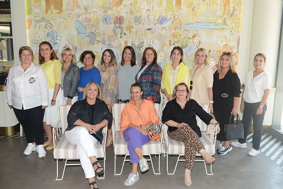 Türk Anneler Derneği Toplandı