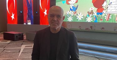 Ercan Kesal "Doktorluğu Anadolu'da Yapmak Lazım"