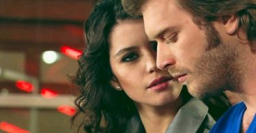 Kıvanç Tatlıtuğ Beren Saat Yeniden Aynı Projede