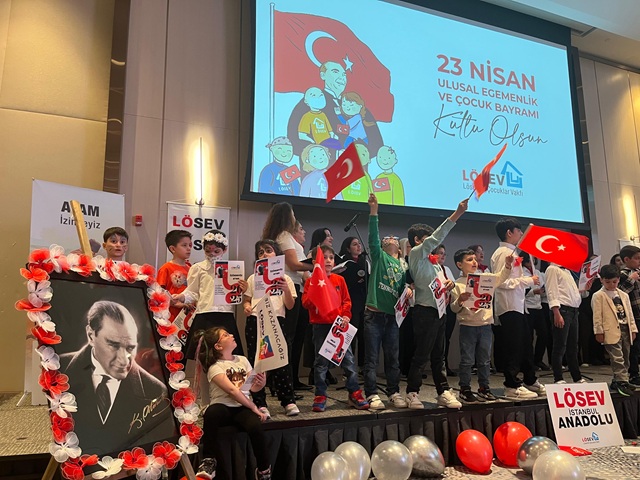 Lösemili Çocukların 23 Nisan Coşkusu